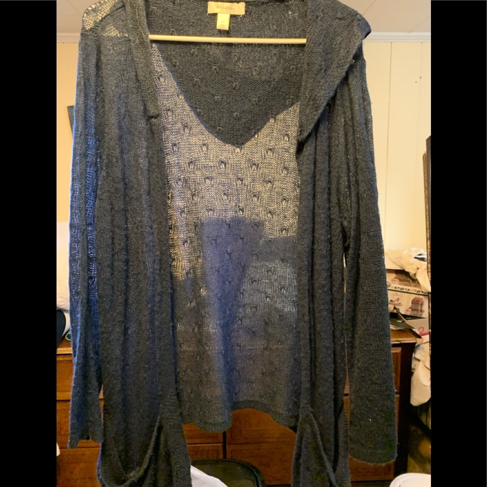Light weight cardigan